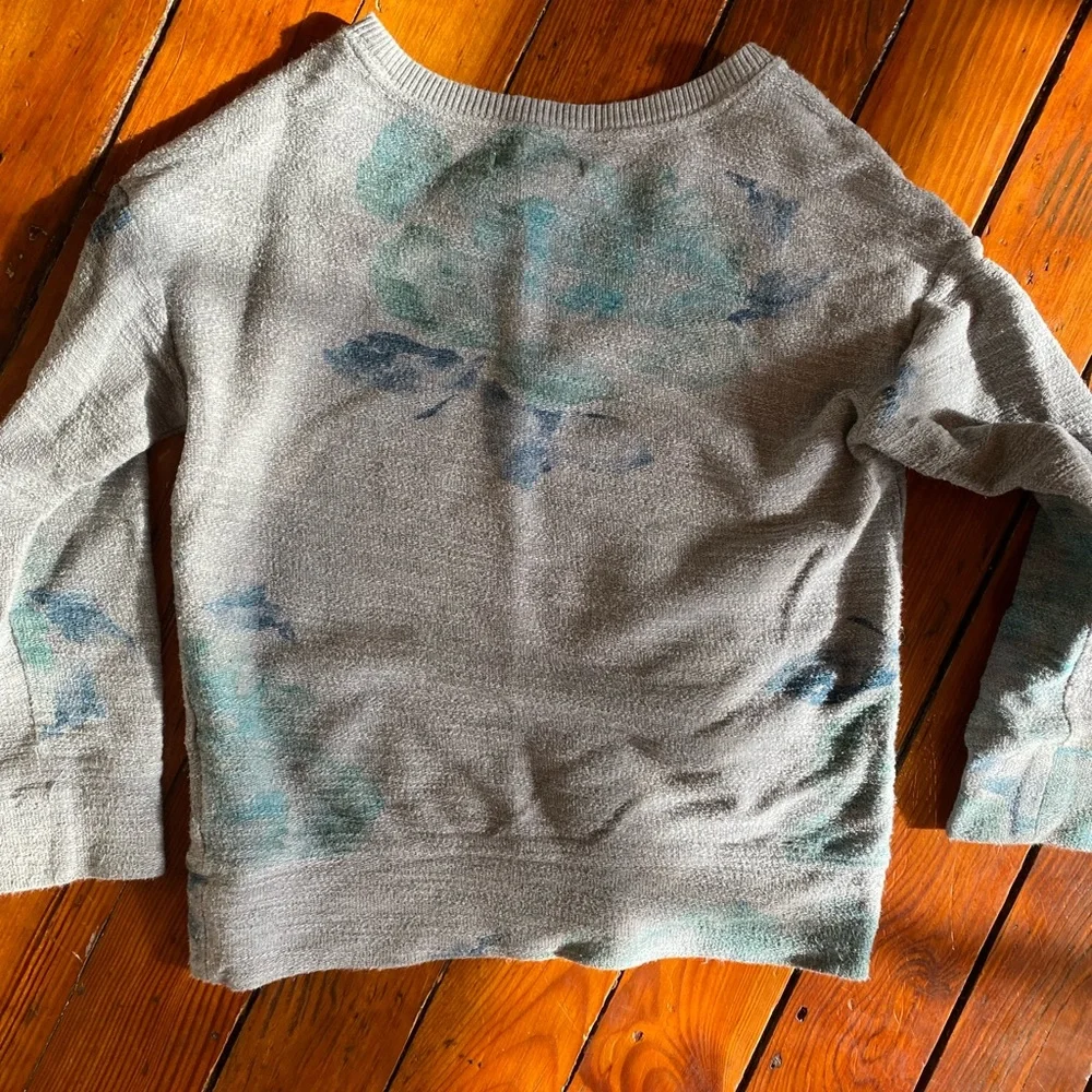 Gap Sweater Grey/Gray blue green abstract design Size Small 6/7